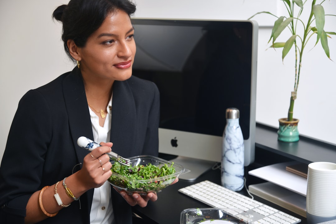 HealthyNotch — Work shouldn't cost you your health