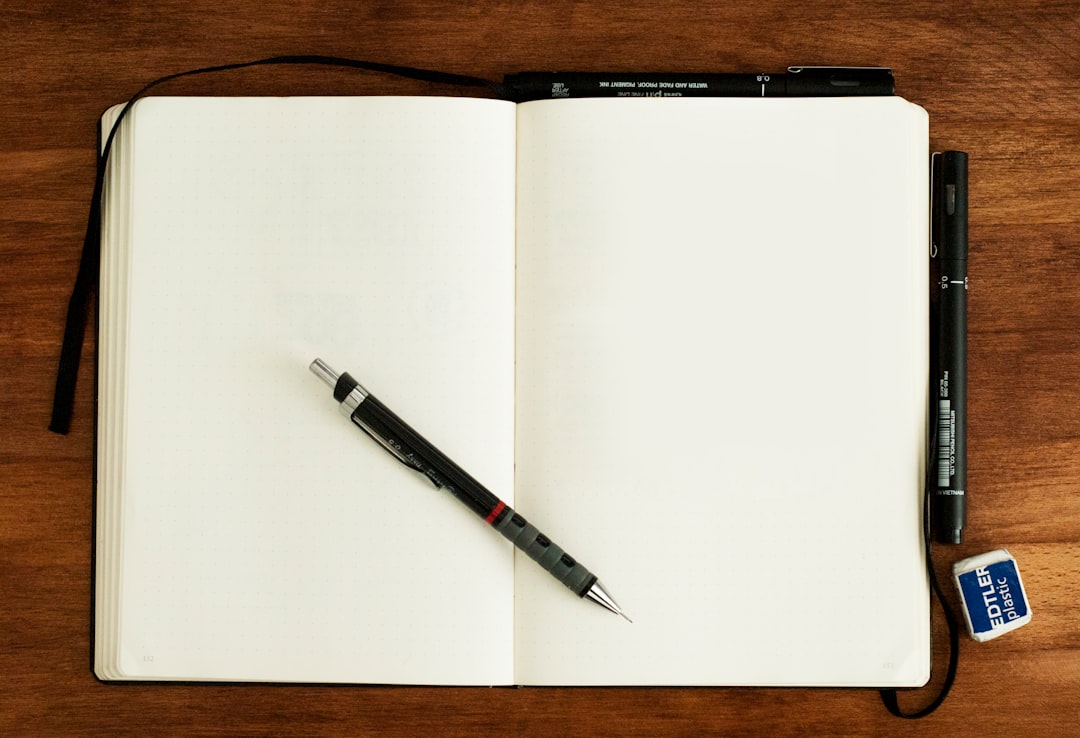 Pennen — One quiet handwritten page a day. No feed, no AI.